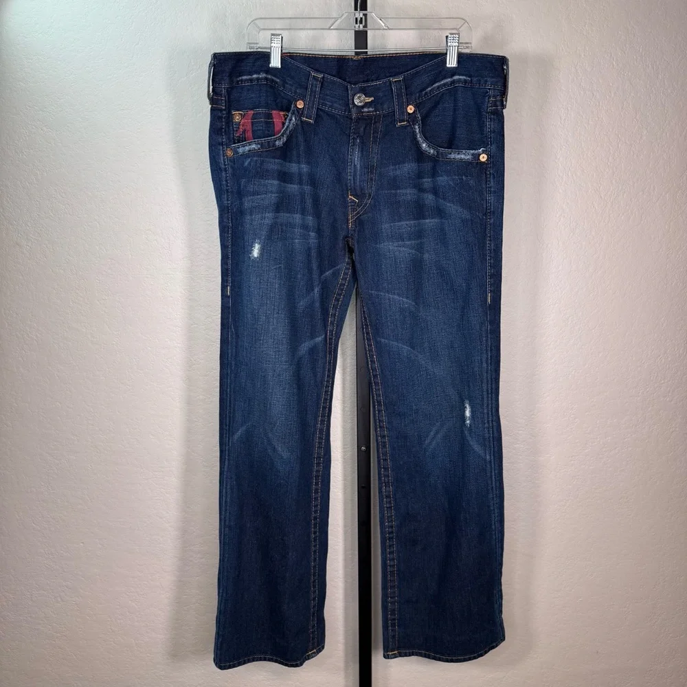 AUTHENTIC True Religion Red Painted Pockets Distressed Denim Jeans Size 36